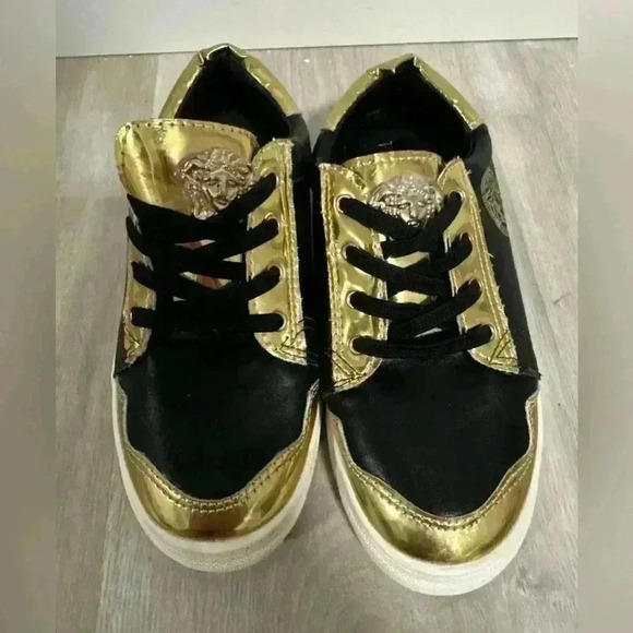 5. Versace sneakers boys shoes Leather Embossing Design Black Gold Metal Low Cut - Picture 10 of 14